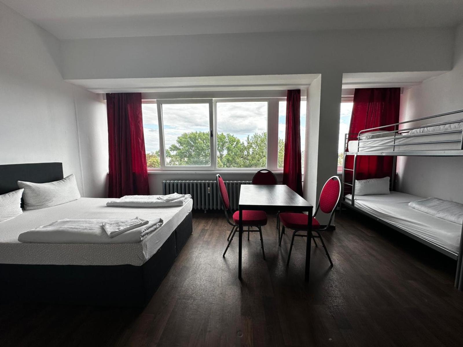 Ootel.com 3* Berlino